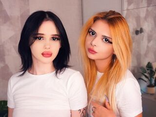 EdlaAndAinsley's Blonde live cam girls Profile Image